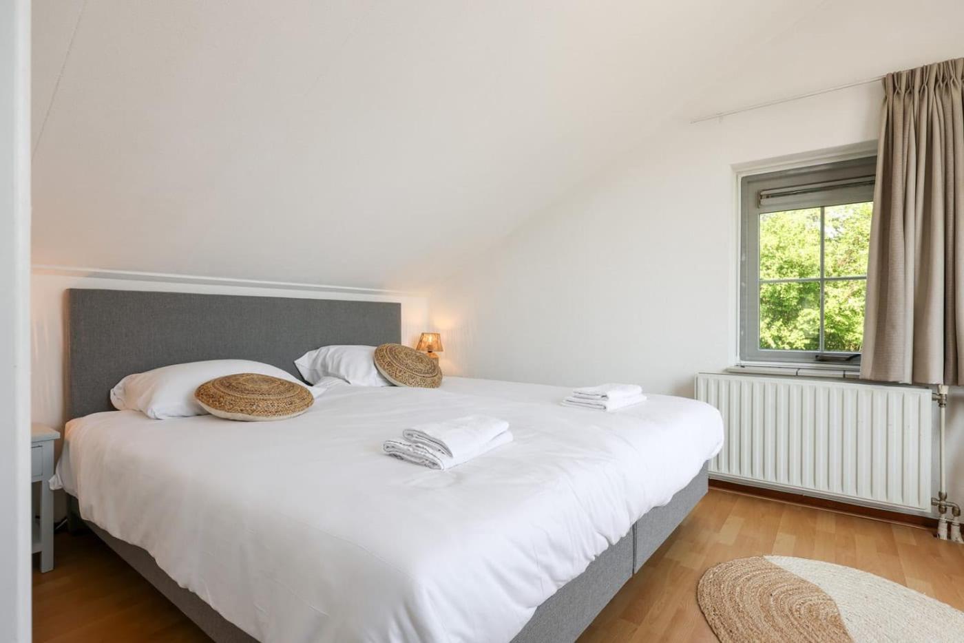 Hello Zeeland - Vakantiehuis De Elf Boompjes 64 Брёйниссе Экстерьер фото