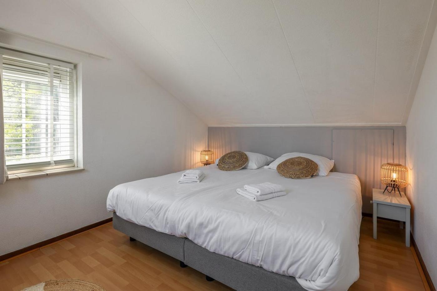 Hello Zeeland - Vakantiehuis De Elf Boompjes 64 Брёйниссе Экстерьер фото