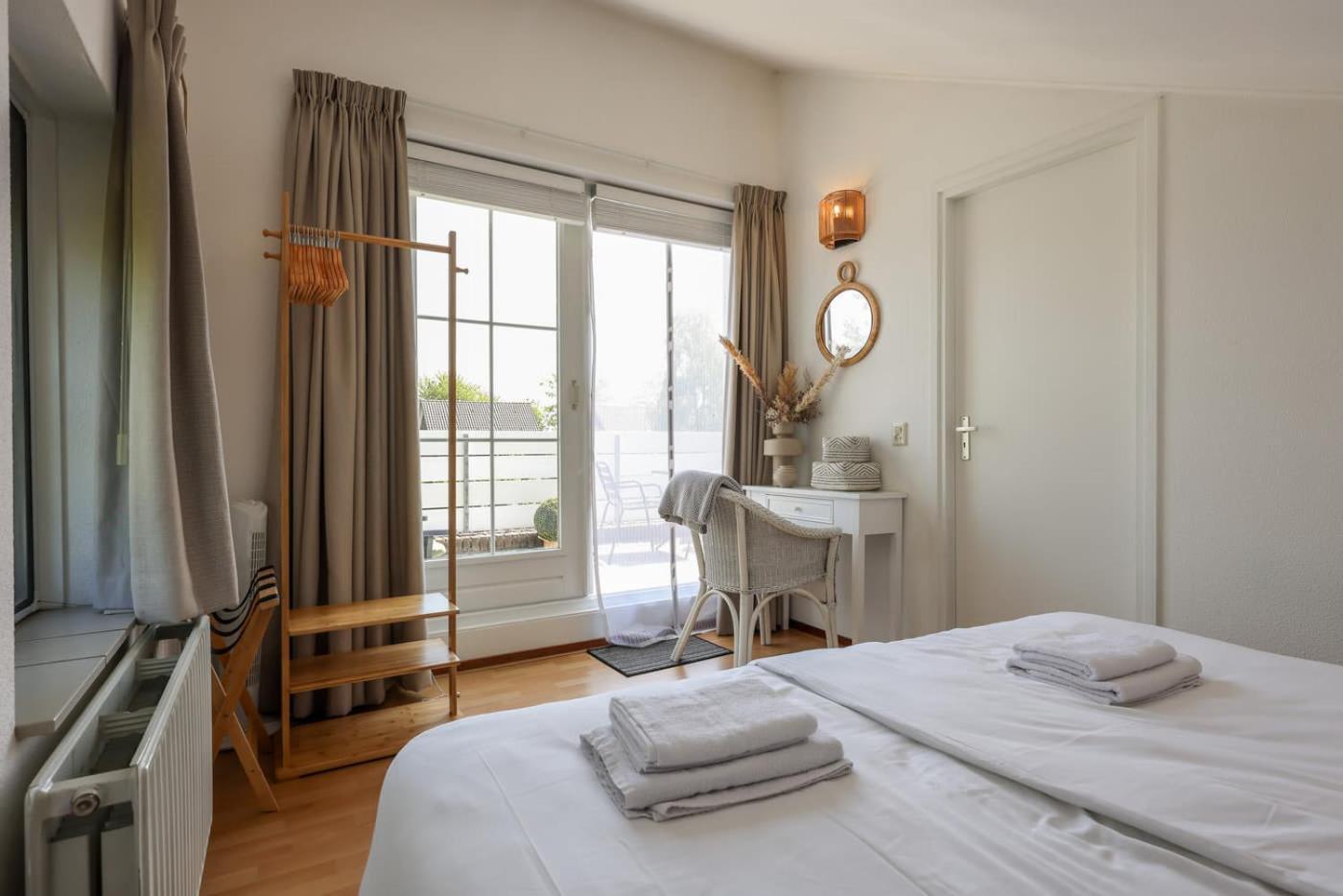 Hello Zeeland - Vakantiehuis De Elf Boompjes 64 Брёйниссе Экстерьер фото